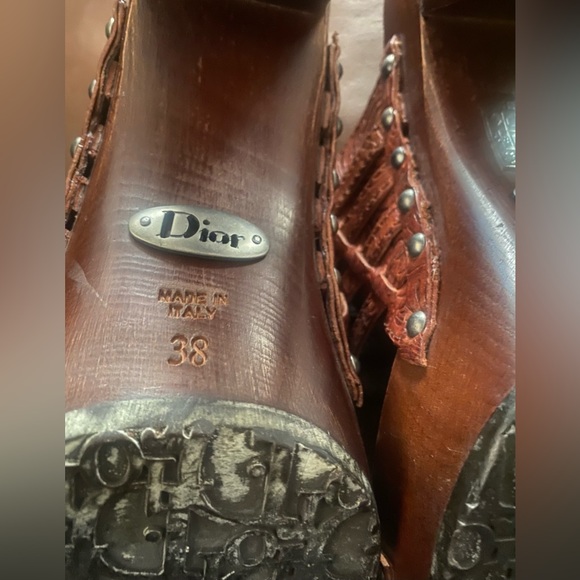 Dior Wood And Leather heels are a size 8. - Picture 3 of 11